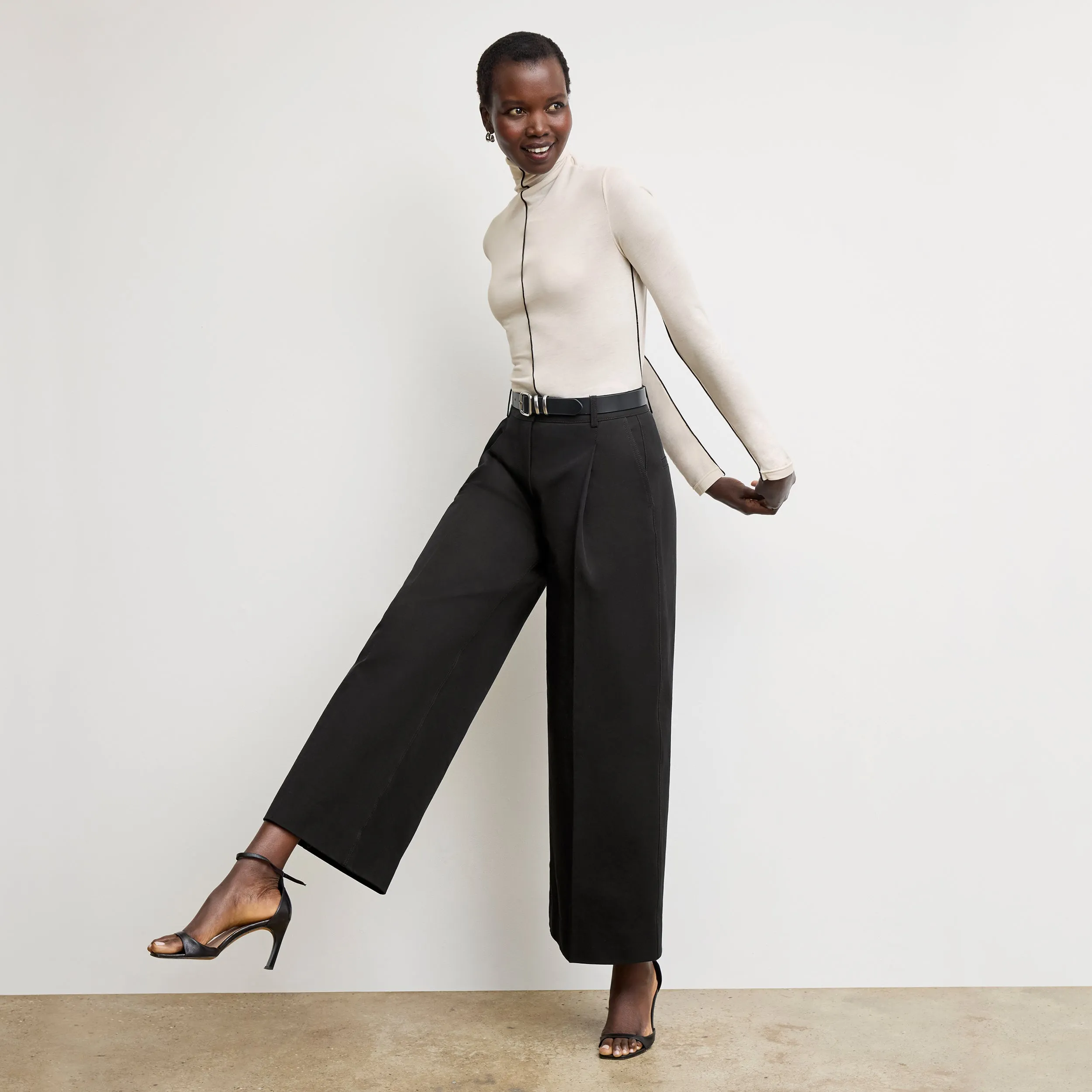 Harrison Wide Pleated Jean - Better Than Denim :: Black