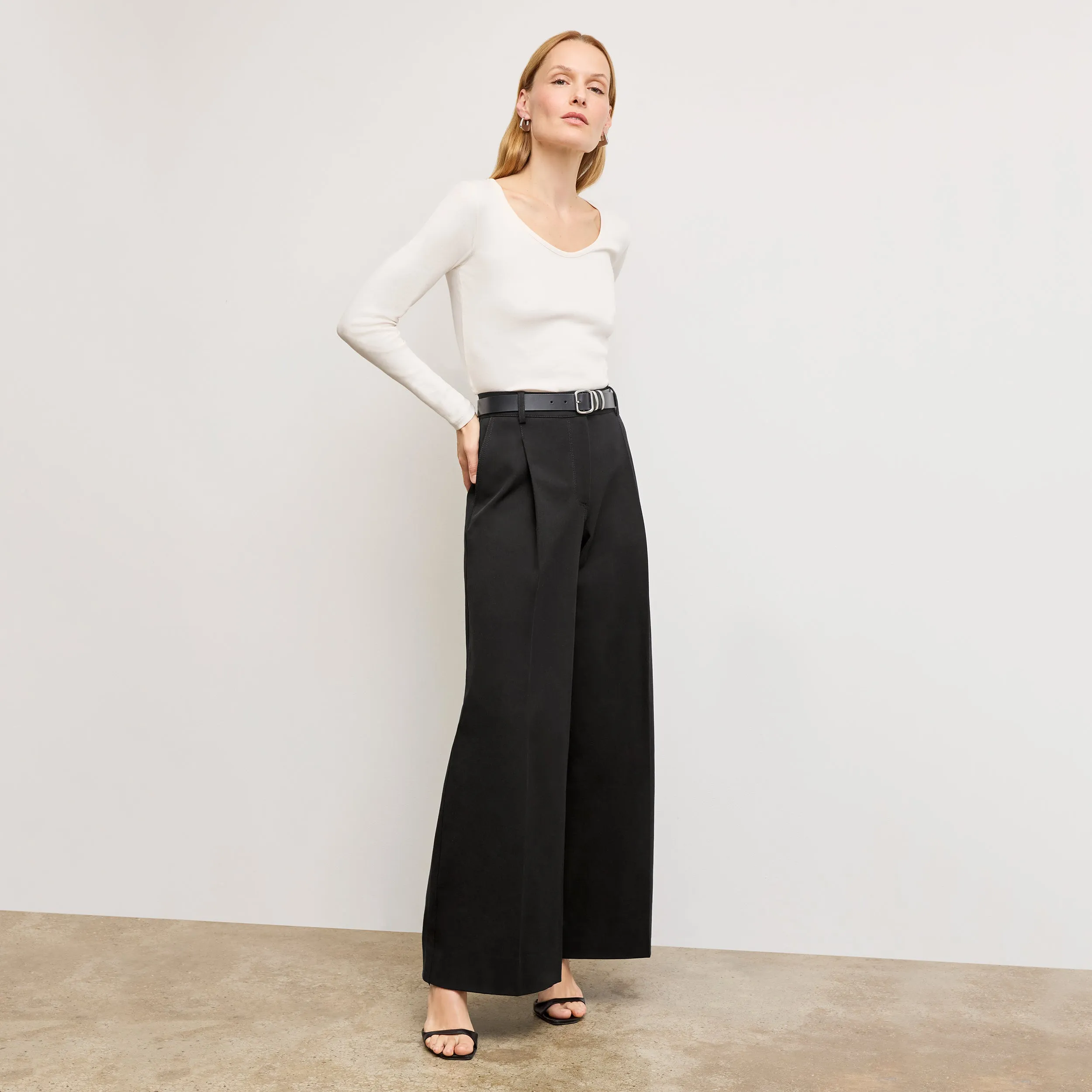 Harrison Wide Pleated Jean - Better Than Denim :: Black