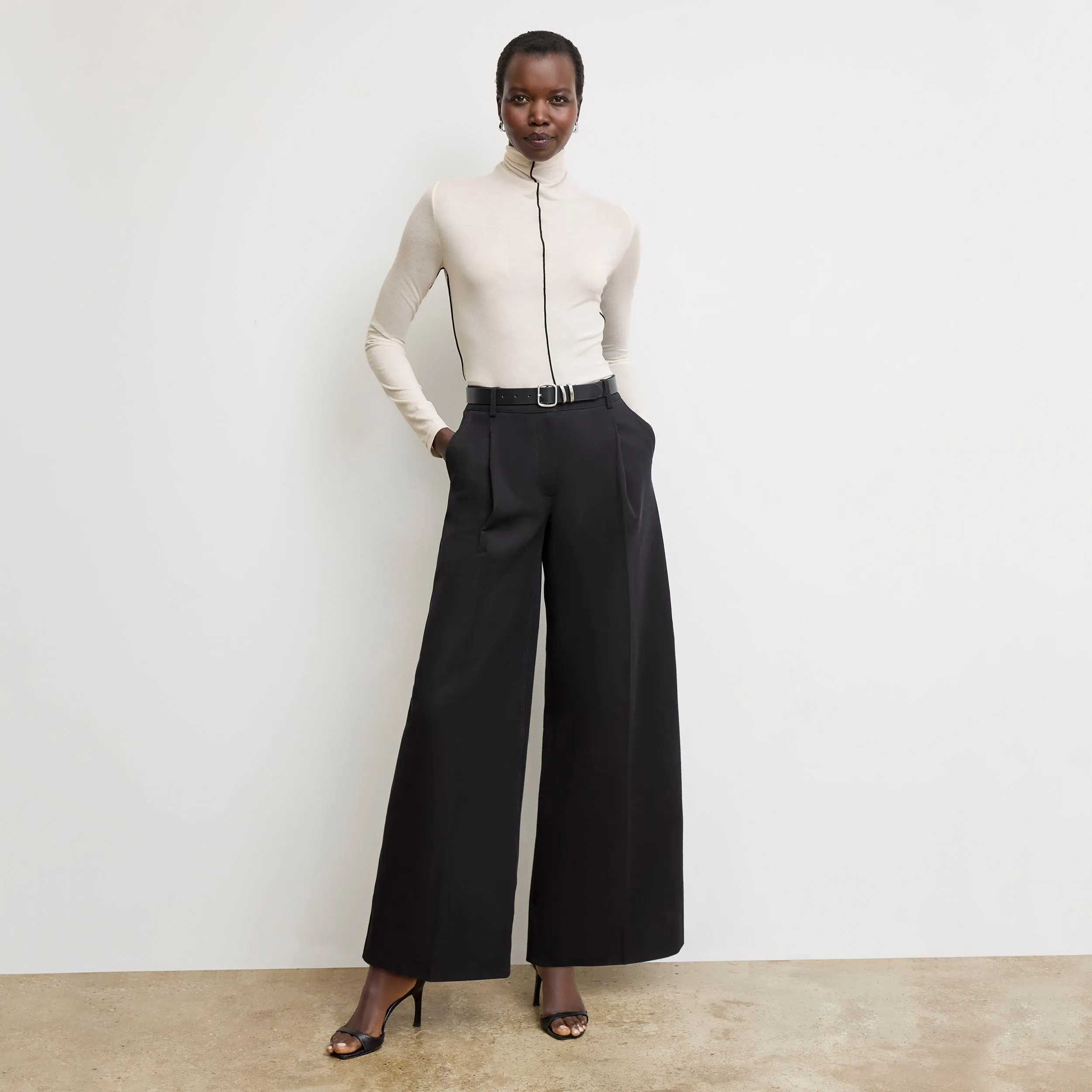 Harrison Wide Pleated Jean - Better Than Denim :: Black
